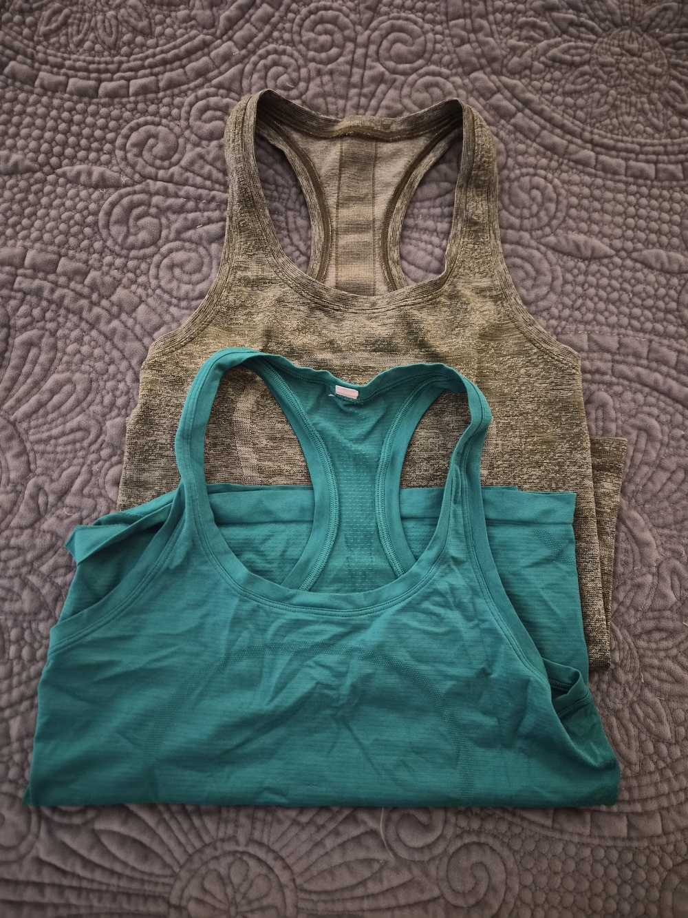 2 lululemon athletica Racerback Swiftly 4 And 6